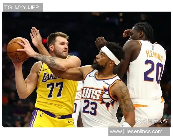 2008季前赛湖人对阵雷霆精彩回顾与赛场亮点分析