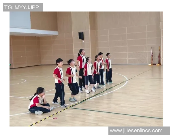 2019年绿城与青岛足球队激战回顾与精彩瞬间分析