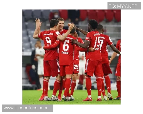 拜仁慕尼黑对阵门兴格拉德巴赫精彩赛事直播全程回顾与分析 拜仁慕尼黑对阵门兴格拉德巴赫精彩赛事直播全程回顾与分析