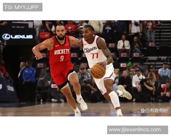 火箭队与鹈鹕队的精彩对决回顾及赛季分析在CCTV2016的精彩瞬间 火箭队与鹈鹕队的精彩对决回顾及赛季分析在CCTV2016的精彩瞬间