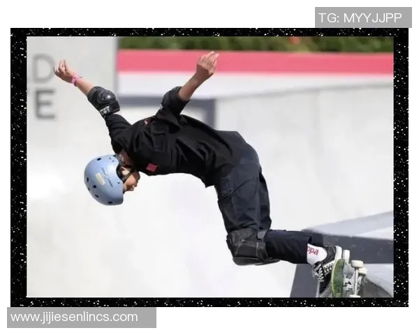 南京极限运动队在世界滑板锦标赛中的精彩表现与力量解析 南京极限运动队在世界滑板锦标赛中的精彩表现与力量解析