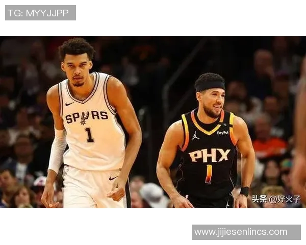 德文布克引领太阳队崛起成为NBA新星的背后故事