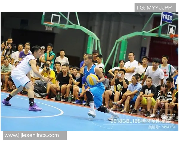 篮球明星安妮的传奇之路与她对年轻球员的影响与启示